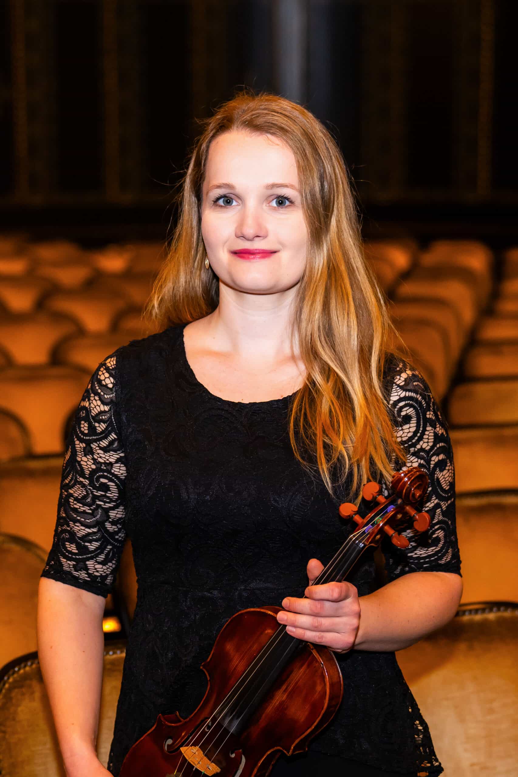 Czágler-Oberfrank Bernadett